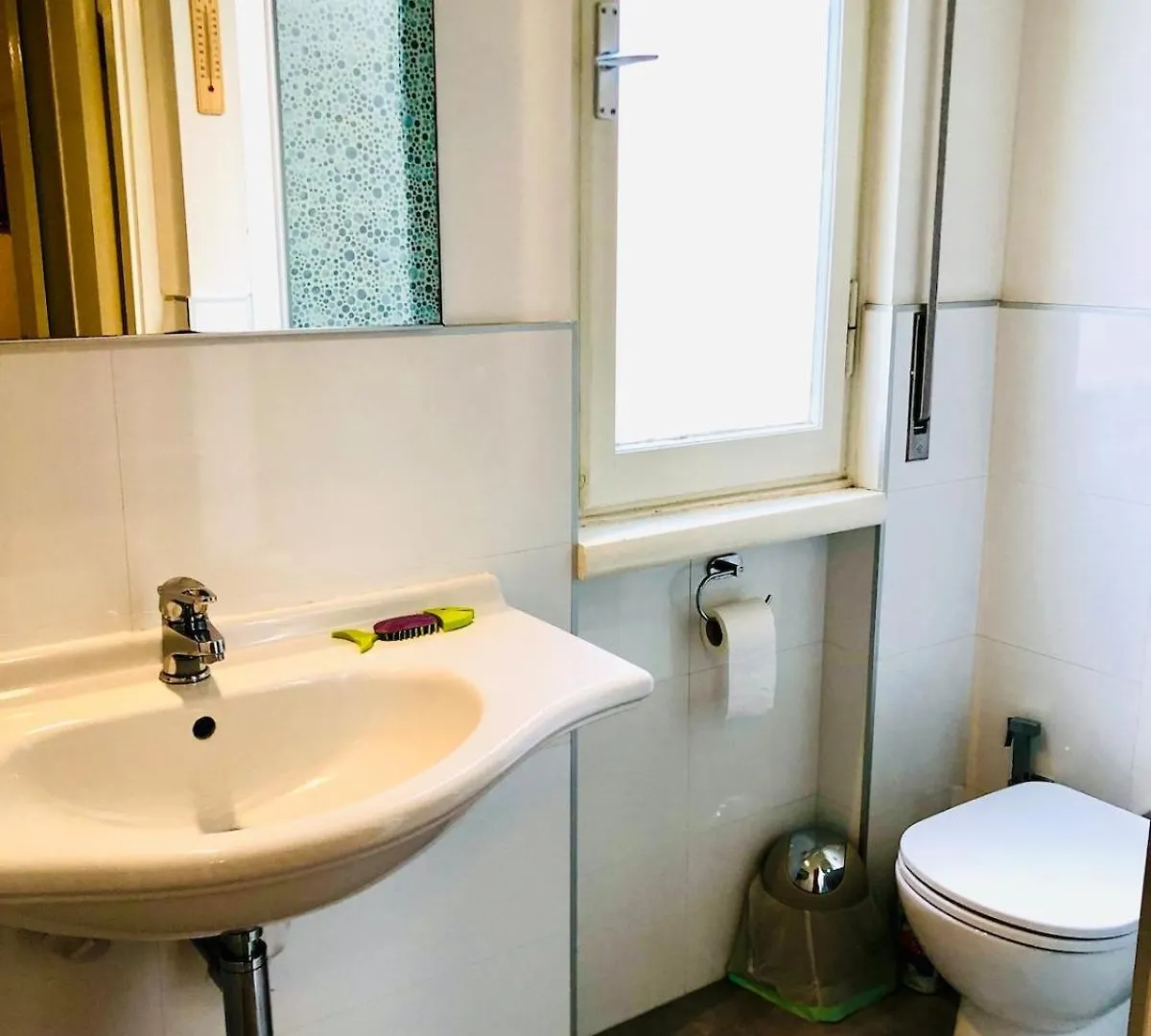De Amicis Apartment Milan