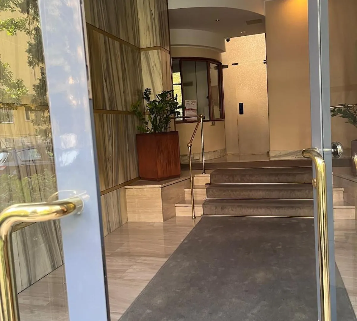De Amicis Apartment Milan