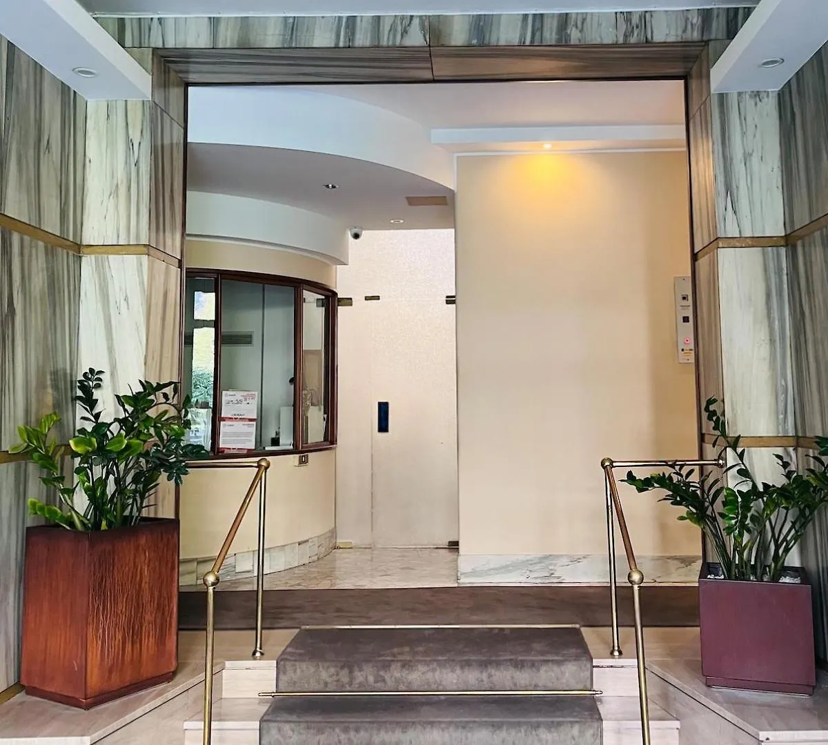 De Amicis Apartment Milan 0*,  Italy